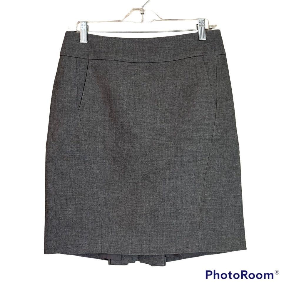 LOFT Gray Back Pleat Pencil Skirt Size 6P